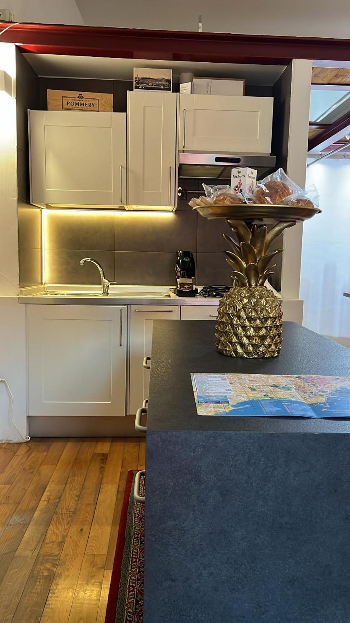 Residenza San Teodoro Chiaia Dimora Storica Appartement
