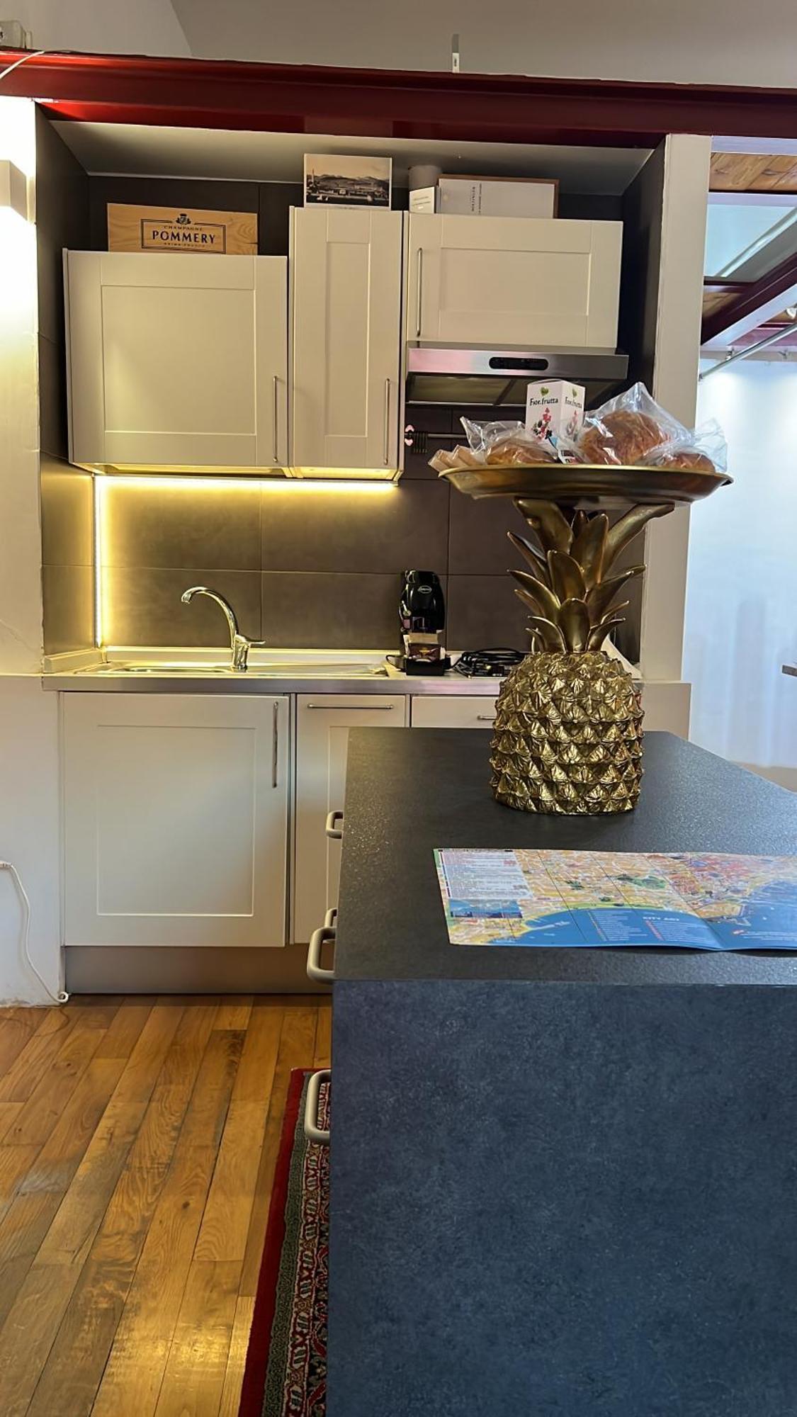 Residenza San Teodoro Chiaia Dimora Storica Appartement